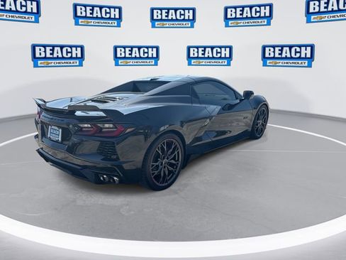 Used 2023 Chevrolet Corvette Stingray Premium Conv w/ Z51 Performance Package RWD image 8