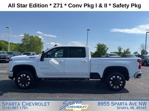 Used 2020 Chevrolet Silverado 2500 LT w/ All Star Edition AWD/4WD image 6