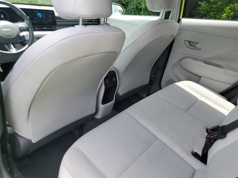 Used 2024 Hyundai Kona SEL w/ Convenience Package image 22