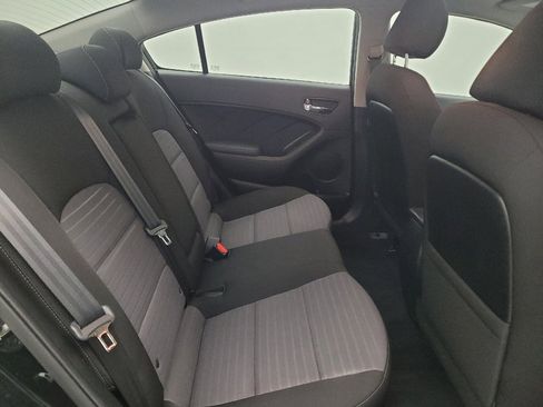 Used 2017 Kia Forte S w/ S Premium Package FWD image 19