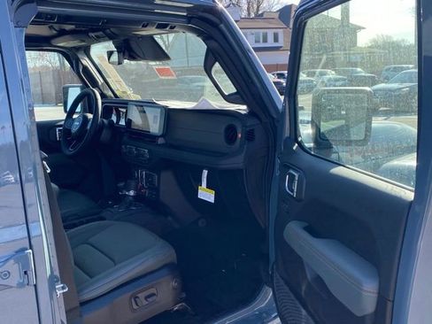 New 2026 Jeep Gladiator Mojave image 27