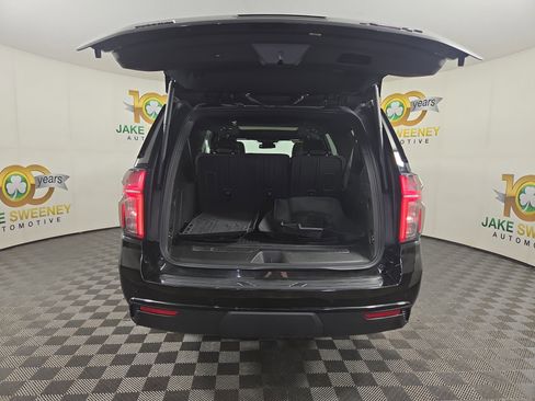 Certified 2024 Chevrolet Suburban RST w/ Luxury Package AWD/4WD image 35