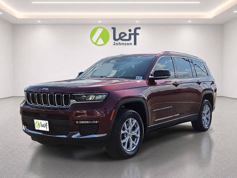 Used 2022 Jeep Grand Cherokee L Limited AWD/4WD image 2