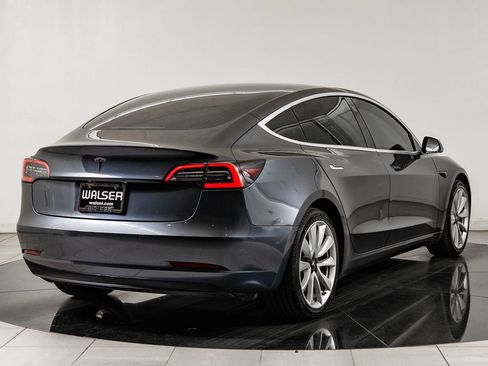 Used 2019 Tesla Model 3 Long Range RWD image 10