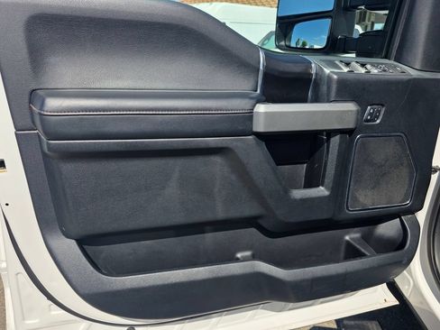 Used 2018 Ford F350 Platinum w/ Platinum Ultimate Package AWD/4WD image 13