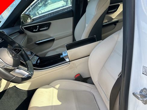 Certified 2023 Mercedes-Benz C 300 Sedan image 5