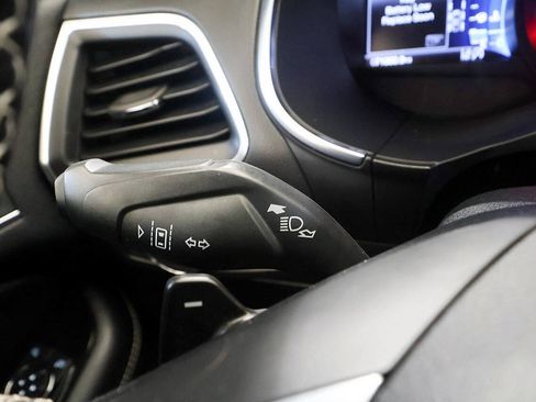 Used 2020 Ford Edge ST w/ Equipment Group 401A AWD/4WD image 28