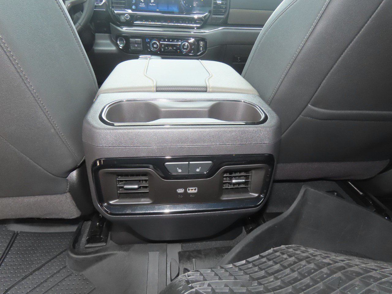 Used 2024 Chevrolet Silverado 1500 ZR2 w/ Technology Package AWD/4WD image 21