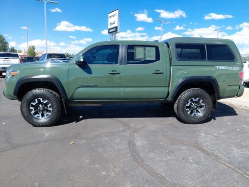 Certified 2021 Toyota Tacoma TRD Off-Road w/ Technology Package AWD/4WD image 9