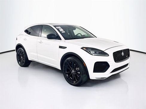 New 2024 Jaguar E-PACE R-Dynamic SE image 3