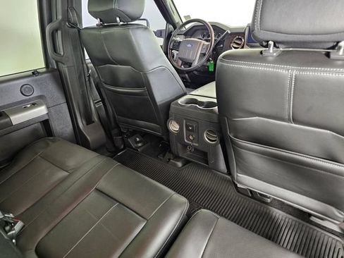 Used 2015 Ford F250 Lariat w/ Lariat Ultimate Package AWD/4WD image 16