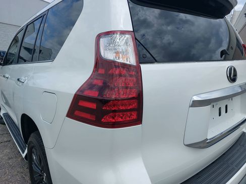 Used 2020 Lexus GX 460 Premium AWD/4WD image 36