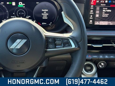 Used 2024 Dodge Hornet R/T image 28