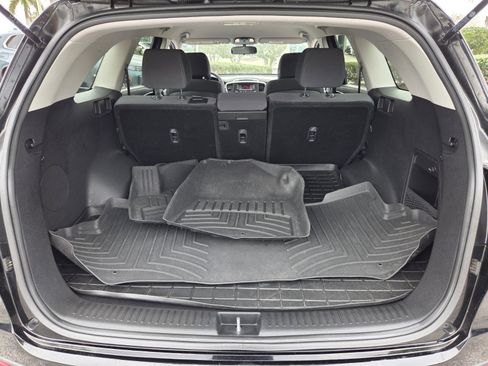 Used 2017 Kia Sorento L image 15