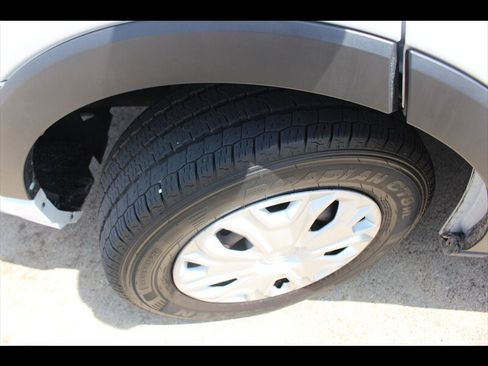 Used 2021 Ford Transit 350 XLT RWD image 28