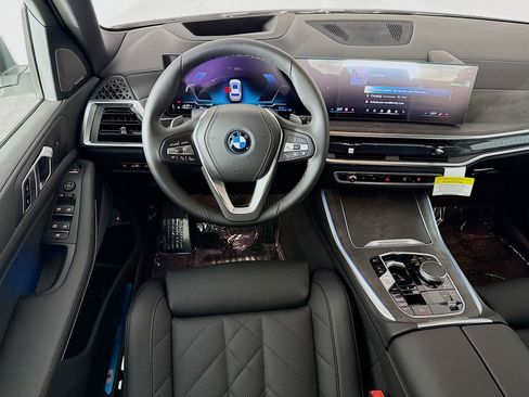 New 2026 BMW X5 xDrive50e w/ Premium Package image 24