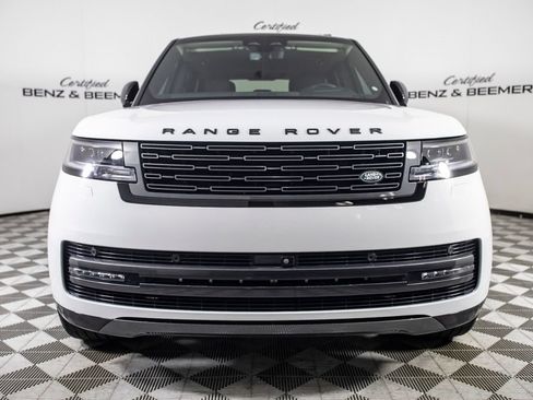 Used 2024 Land Rover Range Rover SE AWD/4WD image 5