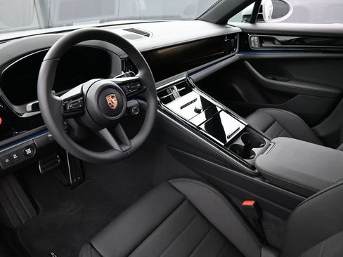 New 2026 Porsche Panamera 4 AWD/4WD image 4