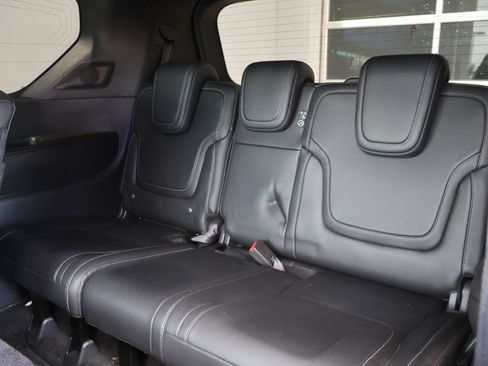 Used 2025 Nissan Armada PRO-4X AWD/4WD image 11