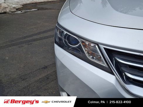 Certified 2018 Chevrolet Impala LT image 10