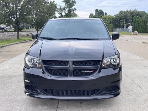 Used 2015 Dodge Grand Caravan SE w/ Quick Order Package 29E SE image 7