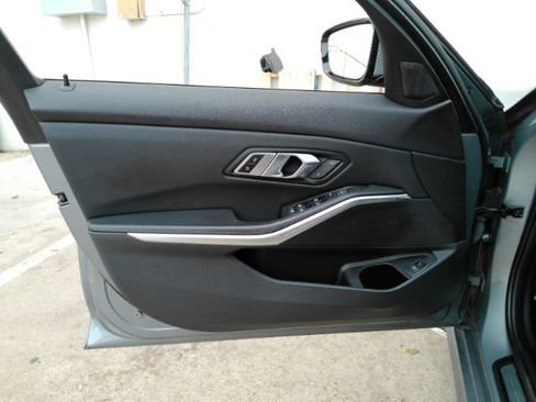 Used 2023 BMW 330i Sedan w/ Driving Assistance Package image 11