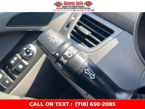 Used 2014 Hyundai Elantra SE FWD image 20