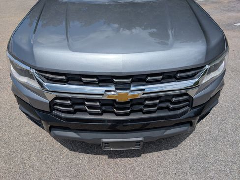 Used 2021 Chevrolet Colorado W/T w/ WT Convenience Package RWD image 12