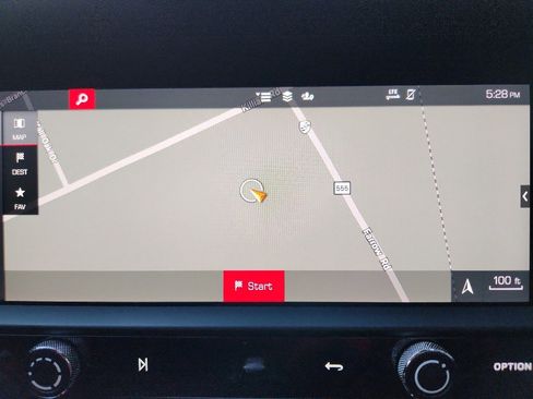 Certified 2024 Porsche Macan Base image 28