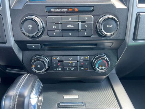 Used 2018 Ford F150 XLT w/ Equipment Group 302A Luxury AWD/4WD image 31