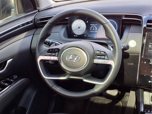 Used 2024 Hyundai Tucson Limited FWD image 14