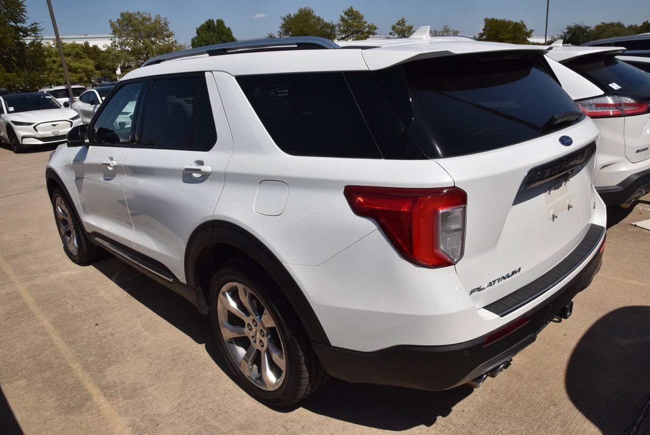 Used 2020 Ford Explorer Platinum w/ Premium Technology Package AWD/4WD image 6