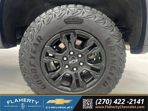 Used 2022 Chevrolet Silverado 1500 ZR2 w/ Technology Package AWD/4WD image 20