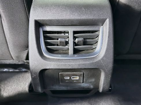 Used 2025 Chevrolet Blazer LT FWD image 27