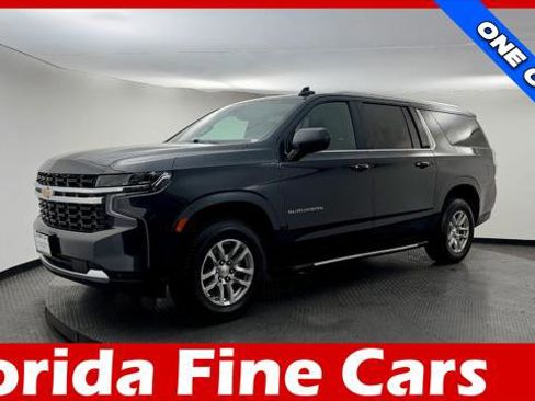 Used 2022 Chevrolet Suburban LS w/ Driver Alert Package image 1