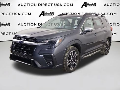 Used 2023 Subaru Ascent Limited w/ Technology Package AWD/4WD image 1