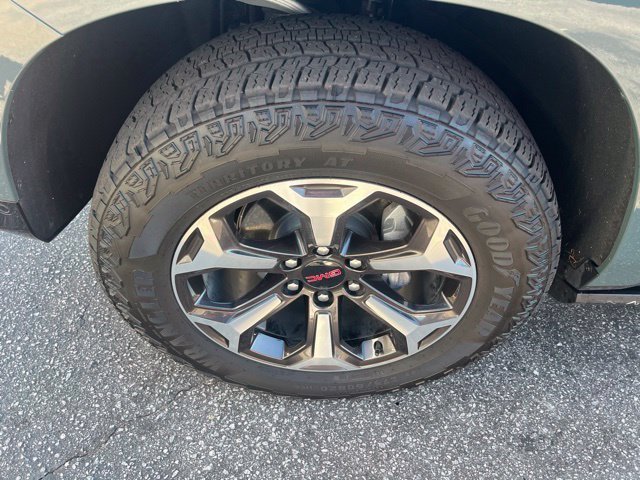Used 2026 GMC Yukon XL AT4 Ultimate AWD/4WD image 14
