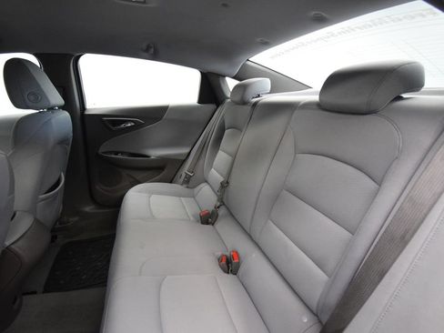 Used 2022 Chevrolet Malibu LS FWD image 21