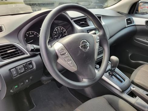Used 2016 Nissan Sentra S FWD image 7