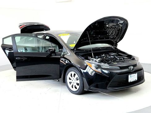 Certified 2024 Toyota Corolla LE FWD image 12