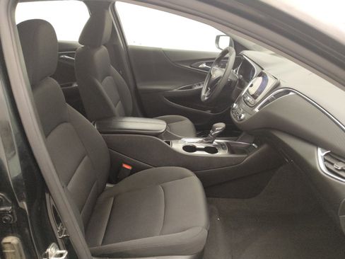 Used 2021 Chevrolet Malibu LT FWD image 21
