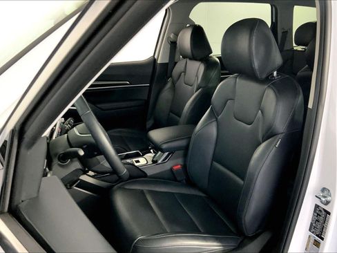 Certified 2025 Kia Telluride S FWD image 22