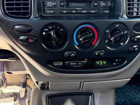 Used 2004 Toyota Tundra Limited image 11