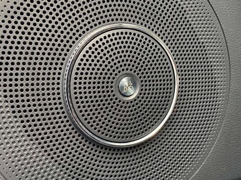 Certified 2024 Ford Expedition Limited image 26