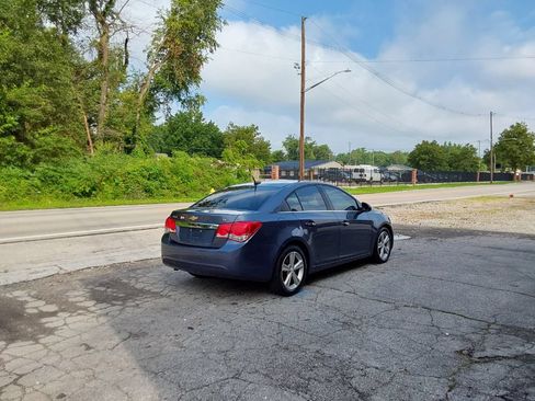 Used 2013 Chevrolet Cruze LT w/ Enhanced Safety Package FWD image 6