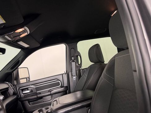 Used 2025 RAM 2500 Big Horn AWD/4WD image 23