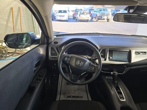 Used 2019 Honda HR-V EX image 12