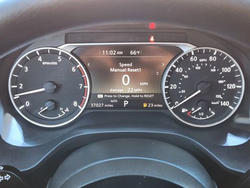 Used 2022 Nissan Rogue SV image 19