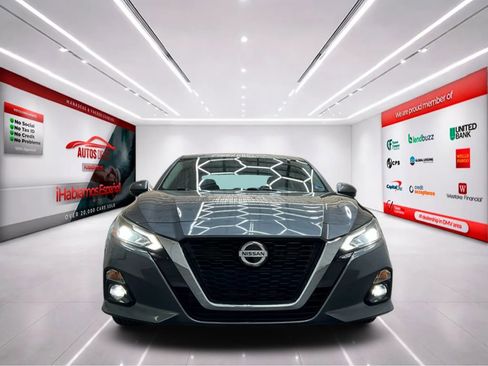 Used 2019 Nissan Altima 2.5 SV FWD image 3