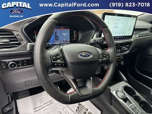 Certified 2025 Ford Escape ST-Line Elite w/ Tech Pack #1 image 23